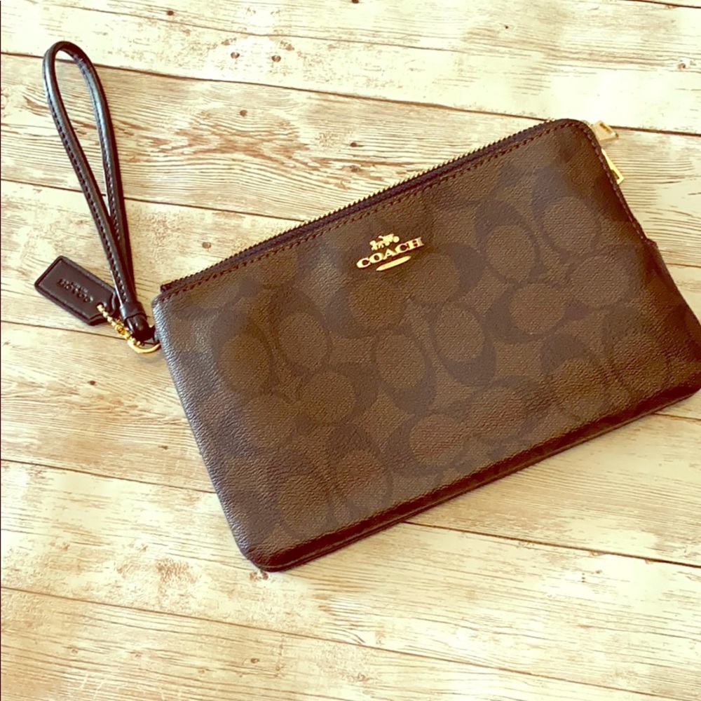 HP | Coach wristlet